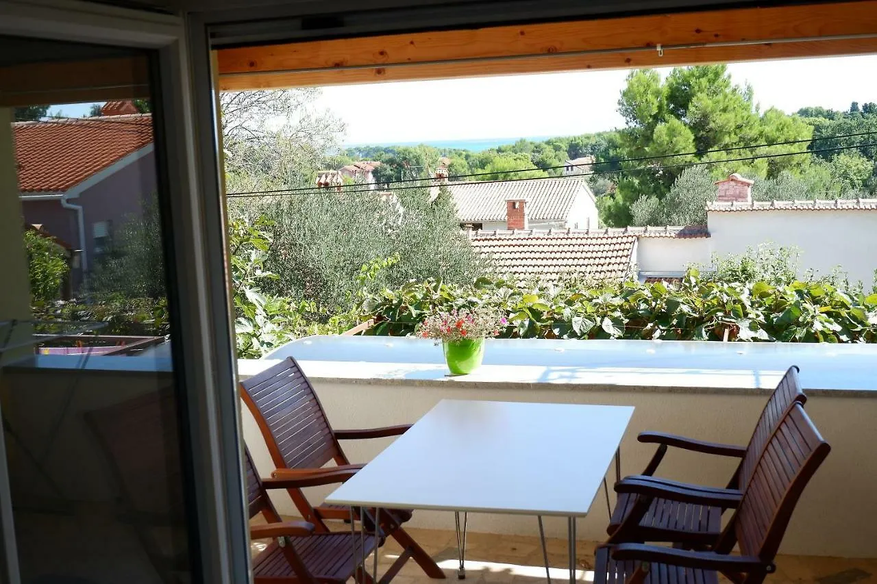 Apartment Marija Premantura 0*,  Croatia